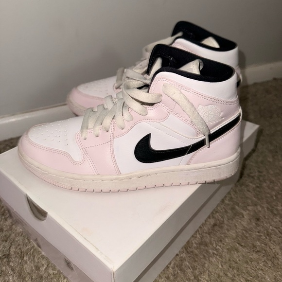 Jordan Women's Shoes in Pink and Black - Picture 2 of 6